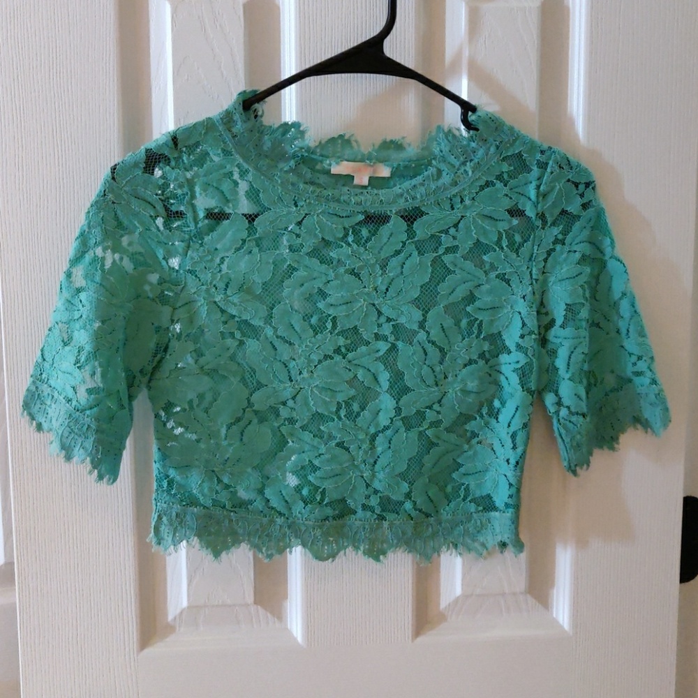 Lace crop top
